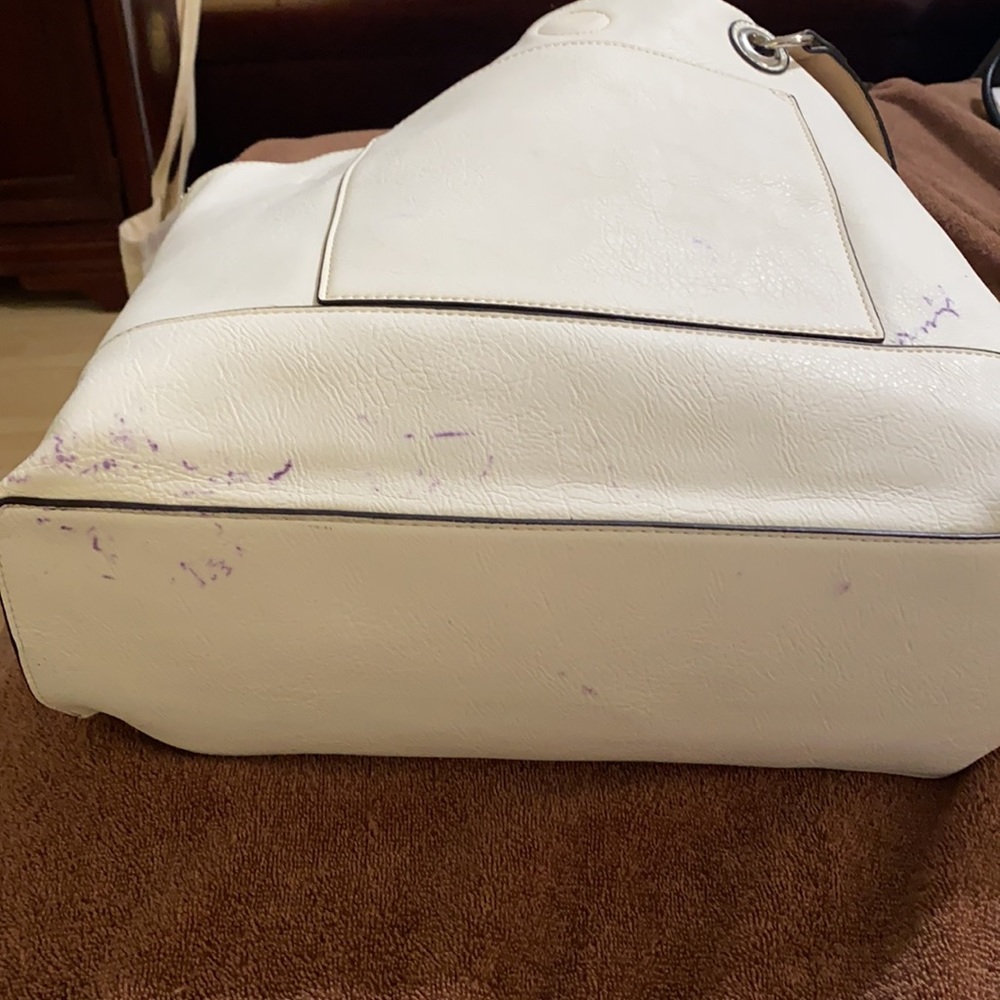 Purse - Picture 4 of 5